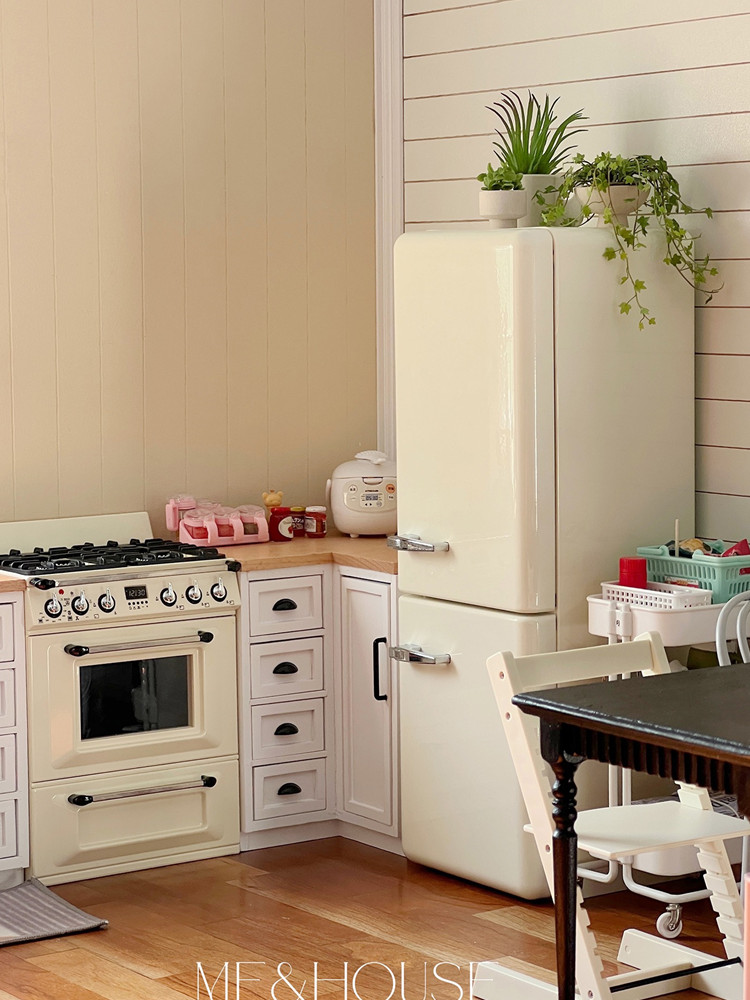 Kitchen Uncle - Doll House Model Furniture Accessories, Frigorífico