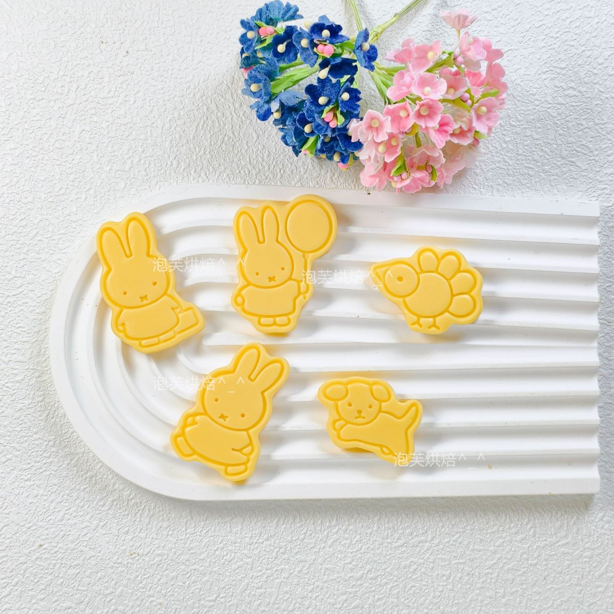 Molde de Biscoito 3D Fofo com  - Kitchen Baking Products avaliação e preço