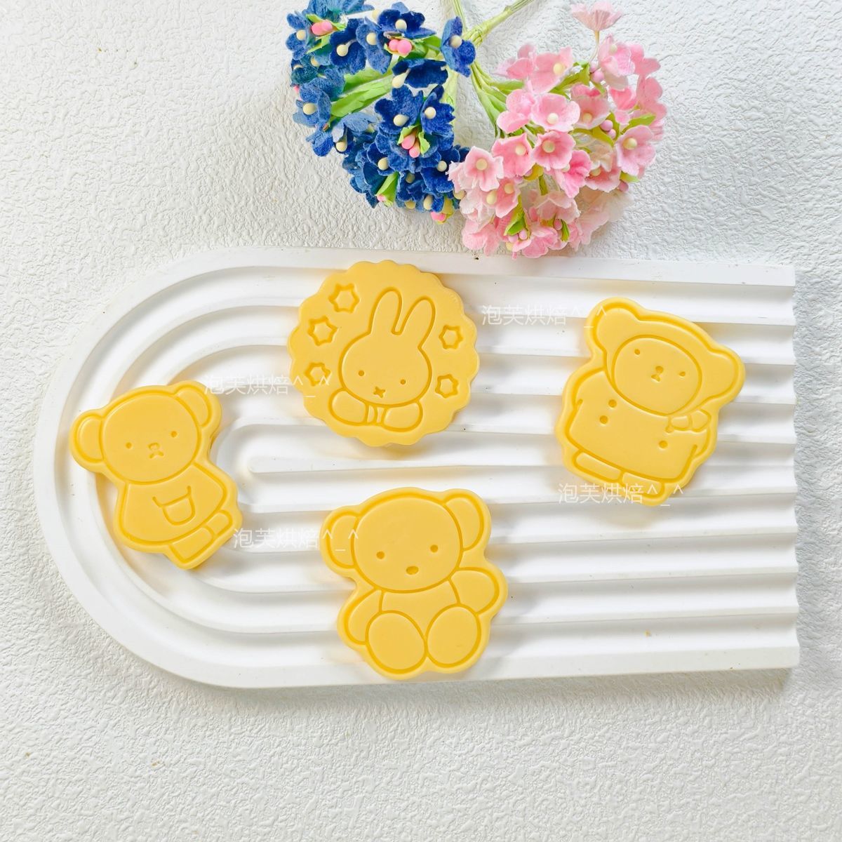 Molde de Biscoito 3D Fofo com  - Kitchen Baking Products avaliação e preço